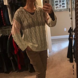 Color block hooded sweater